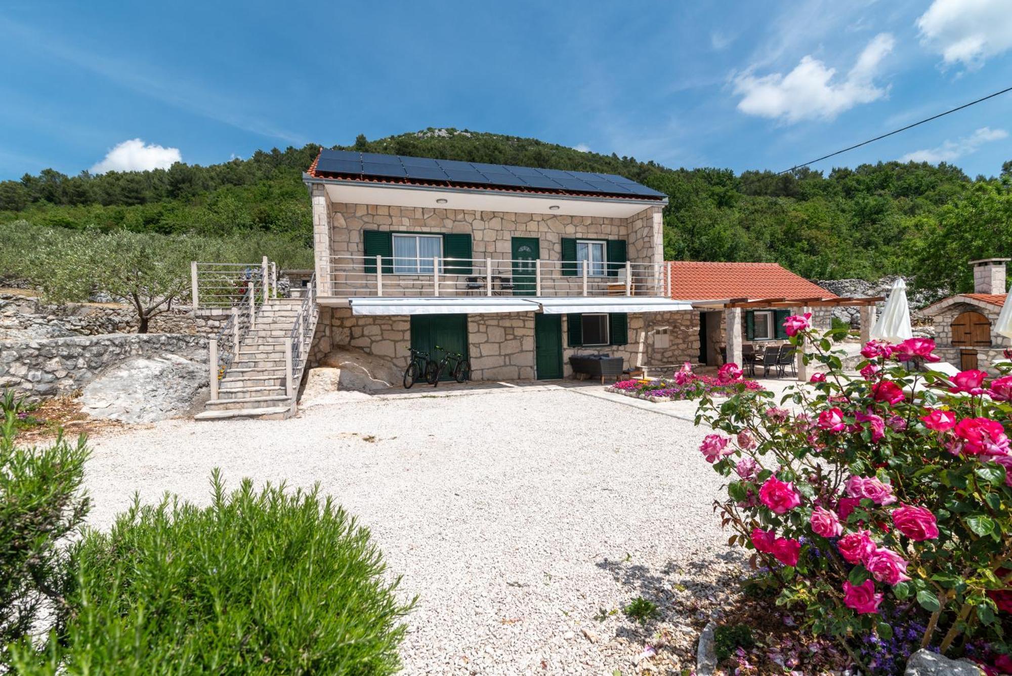 Villa Zuza Bristivica Екстериор снимка
