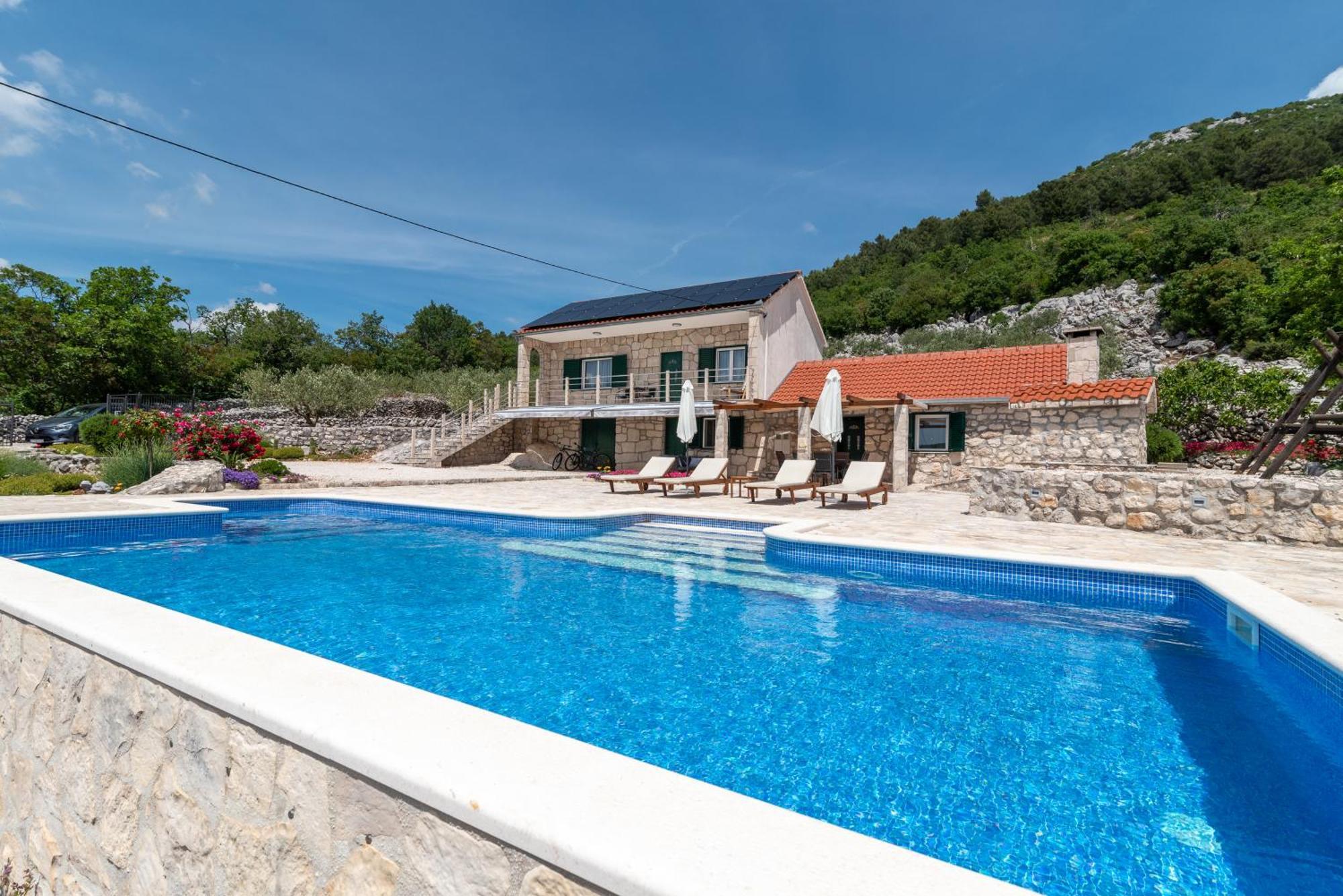 Villa Zuza Bristivica Екстериор снимка
