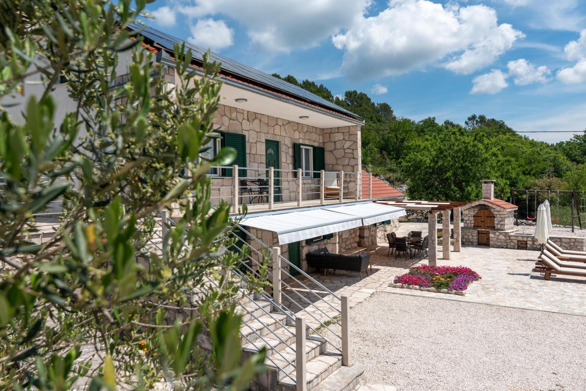 Villa Zuza Bristivica Екстериор снимка