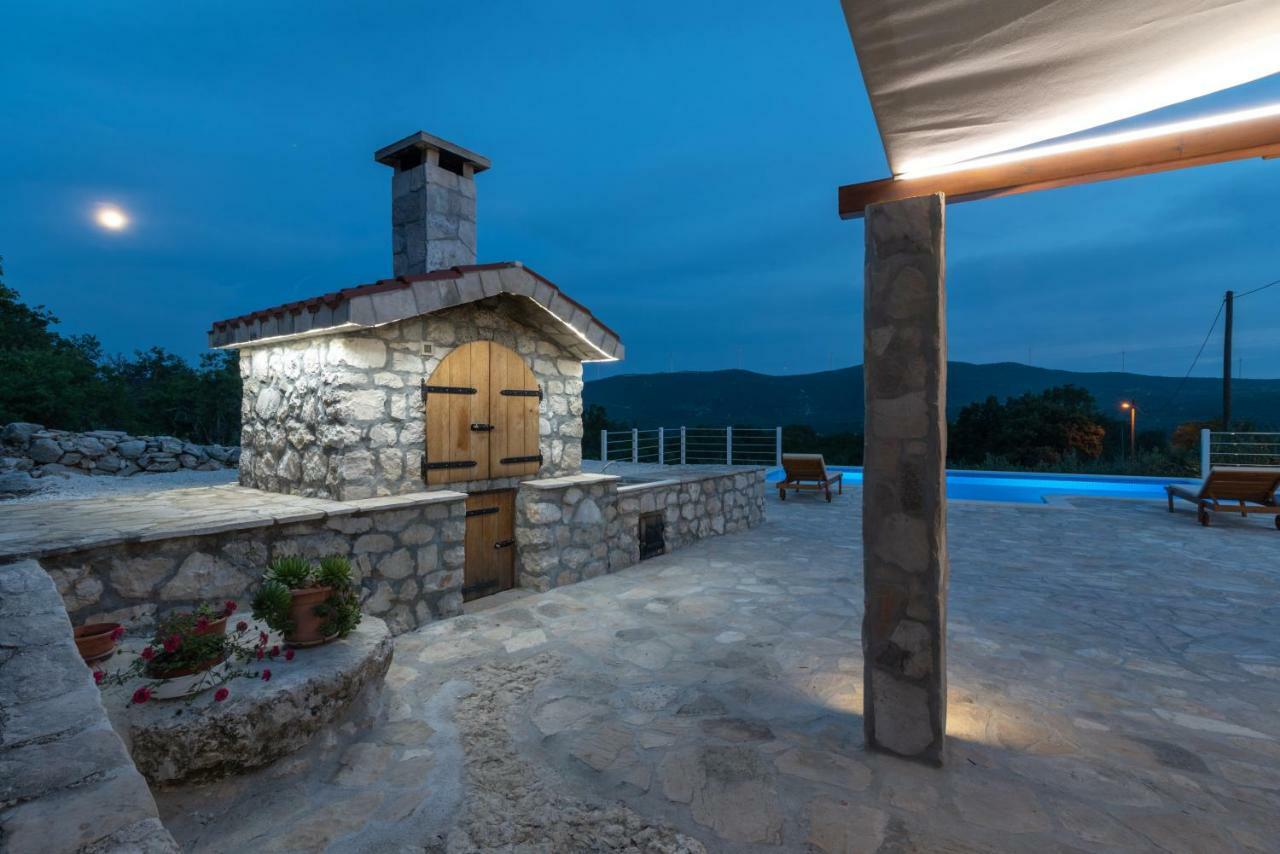 Villa Zuza Bristivica Екстериор снимка